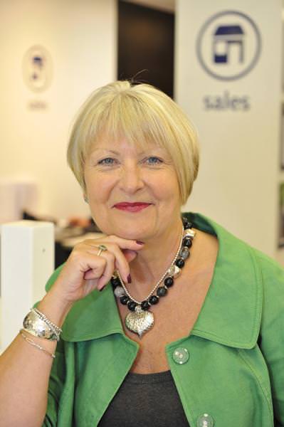 Carolyn Mellor 2