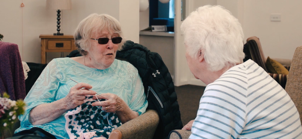 https://forevermanchester.com/wp-content/uploads/2020/11/Auto-Trader-Community-Fund-supporting-older-people-1000x500-1-e1744031639787.png